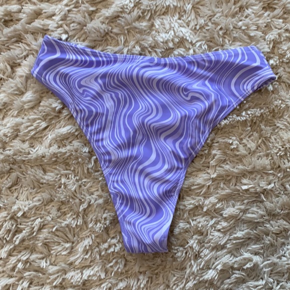 NWT SHEIN Purple Swirl Bikini - Picture 9 of 9